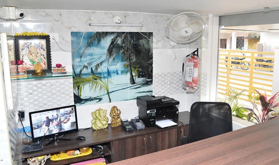 Suryas Guest House Chennai Exteriör bild
